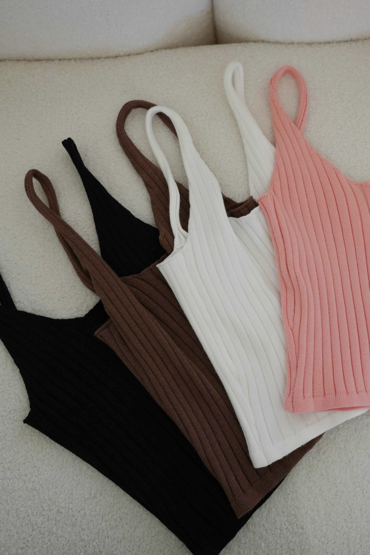 輕柔坑條針織細肩背心(長版)