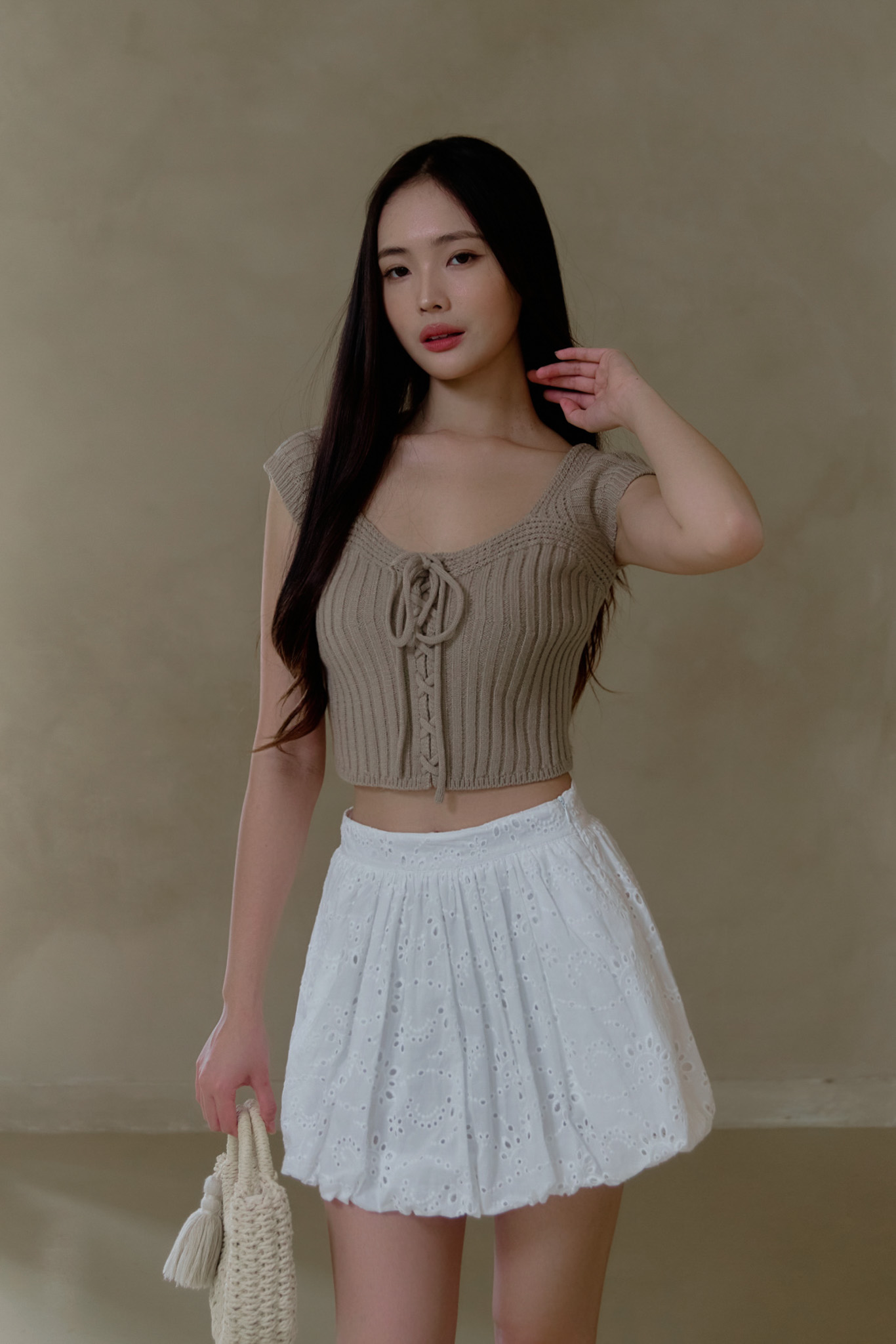 坑紋粗針綁帶造型上衣