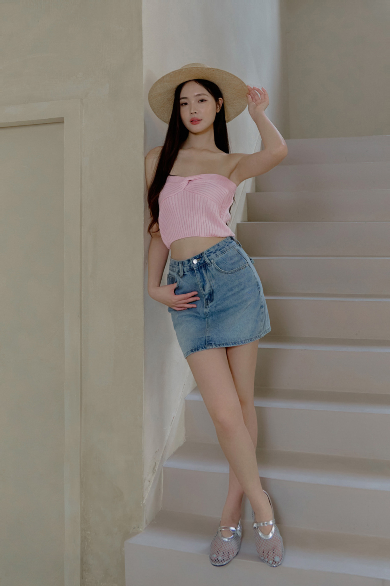 坑紋粗針扭結平口上衣