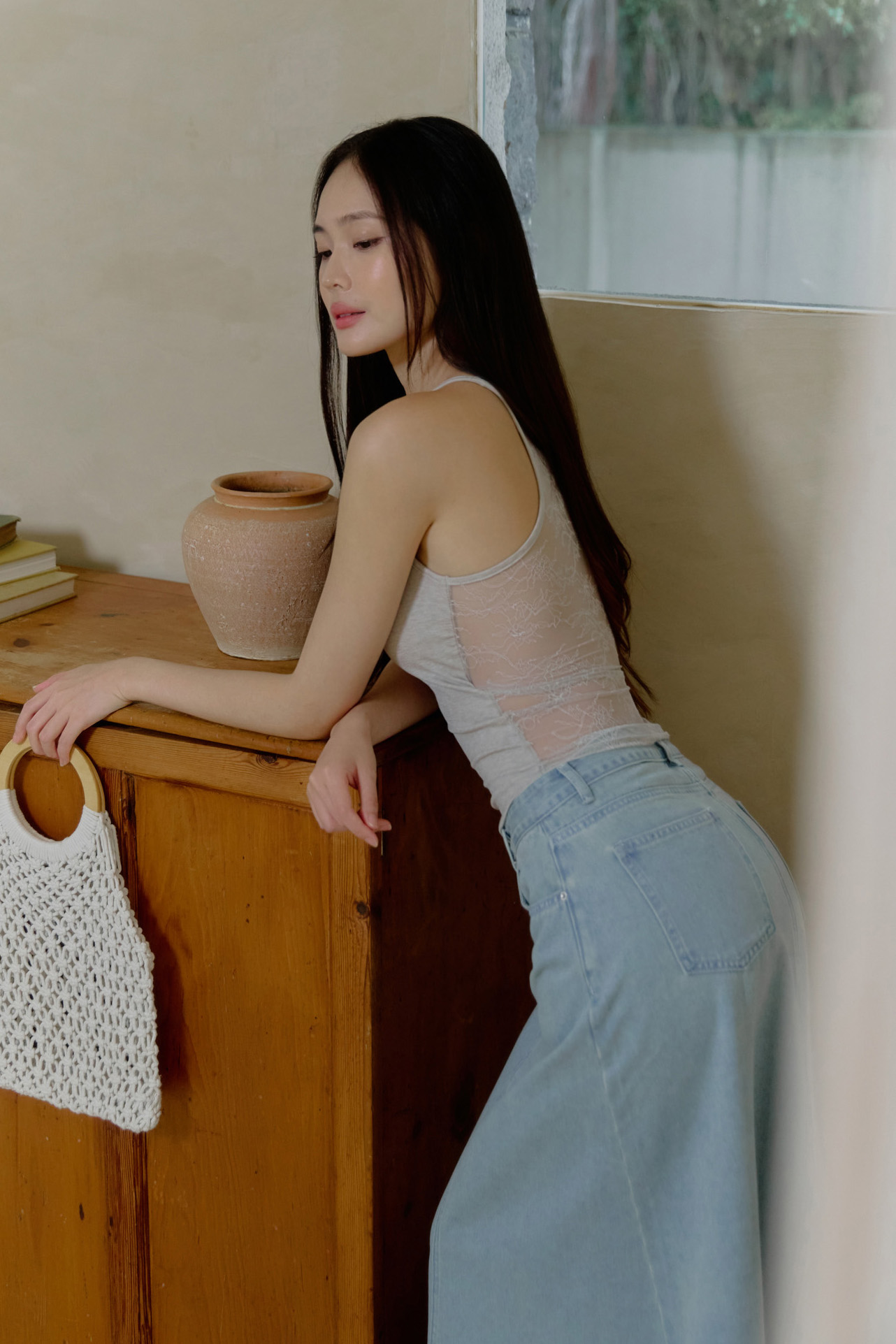 削肩蕾絲美背BRA TOP