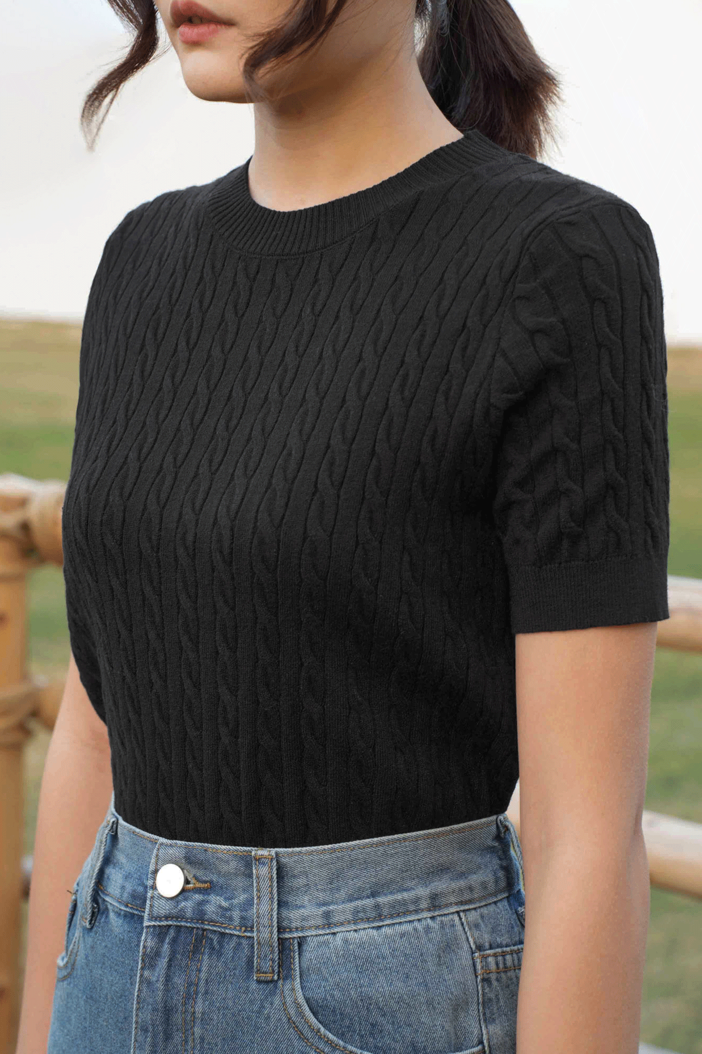 輕柔麻花短袖針織上衣