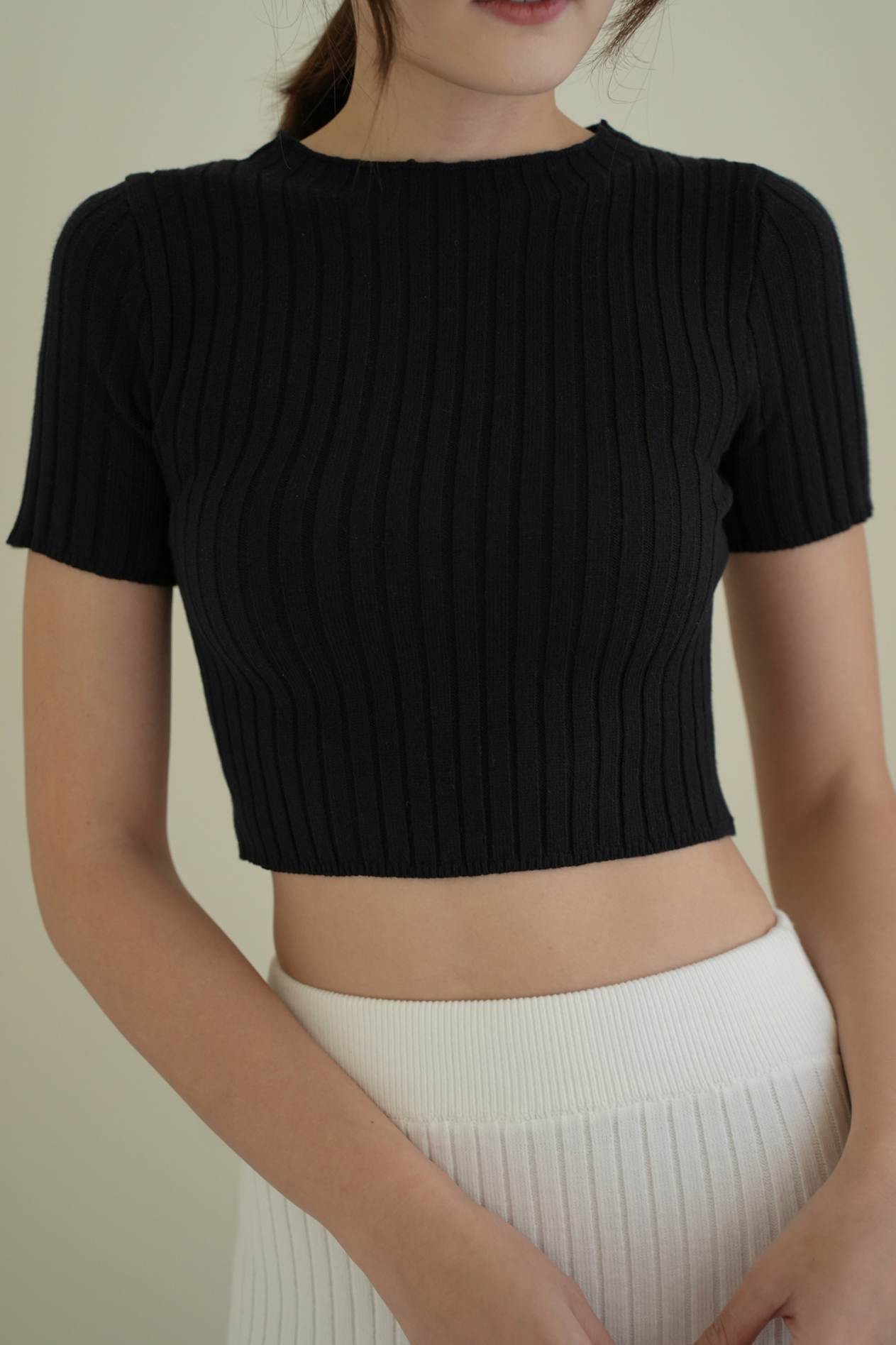 輕柔坑條針織短袖上衣