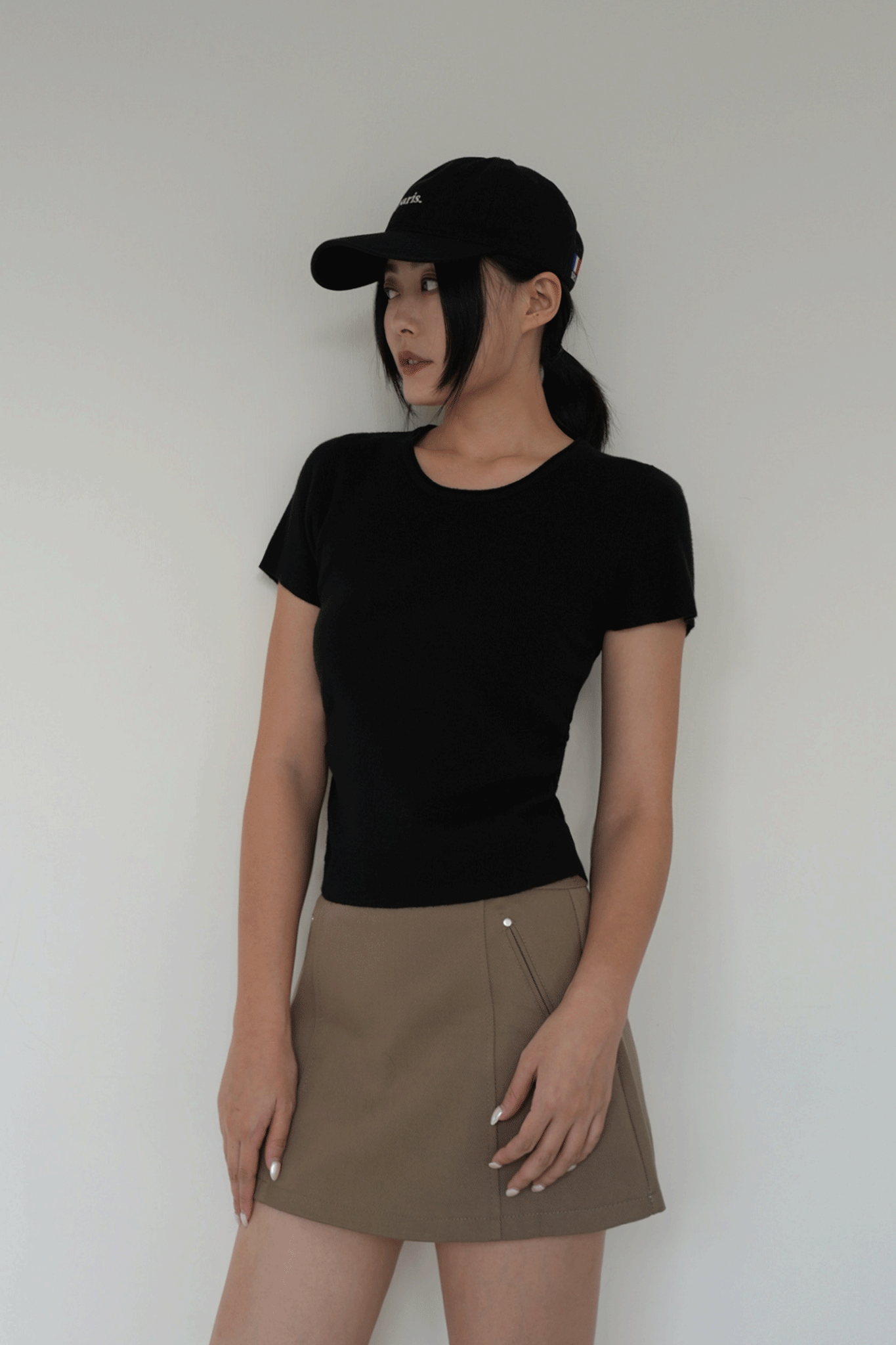 圓領側抓皺針織短袖上衣