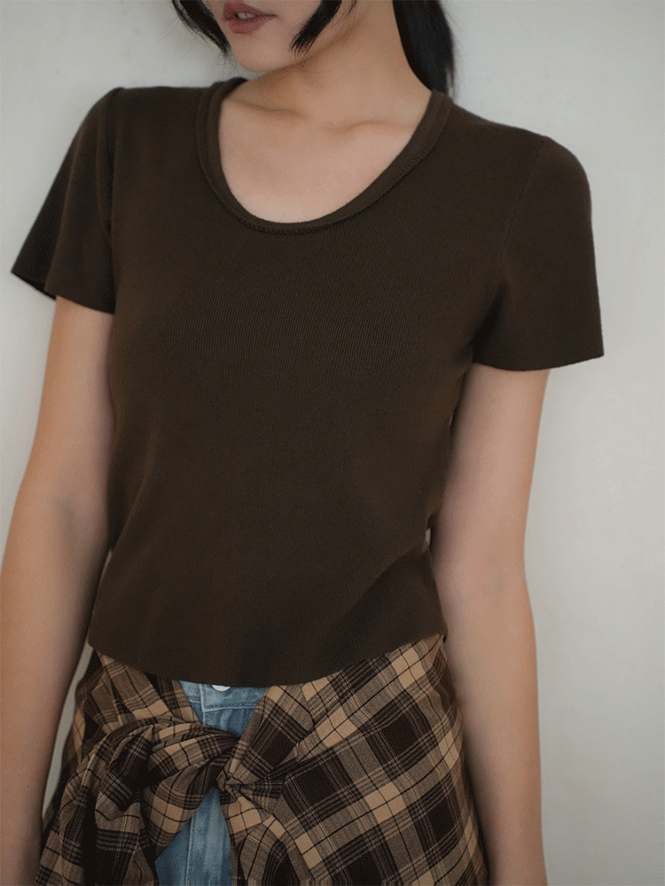 圓領細針織短袖上衣