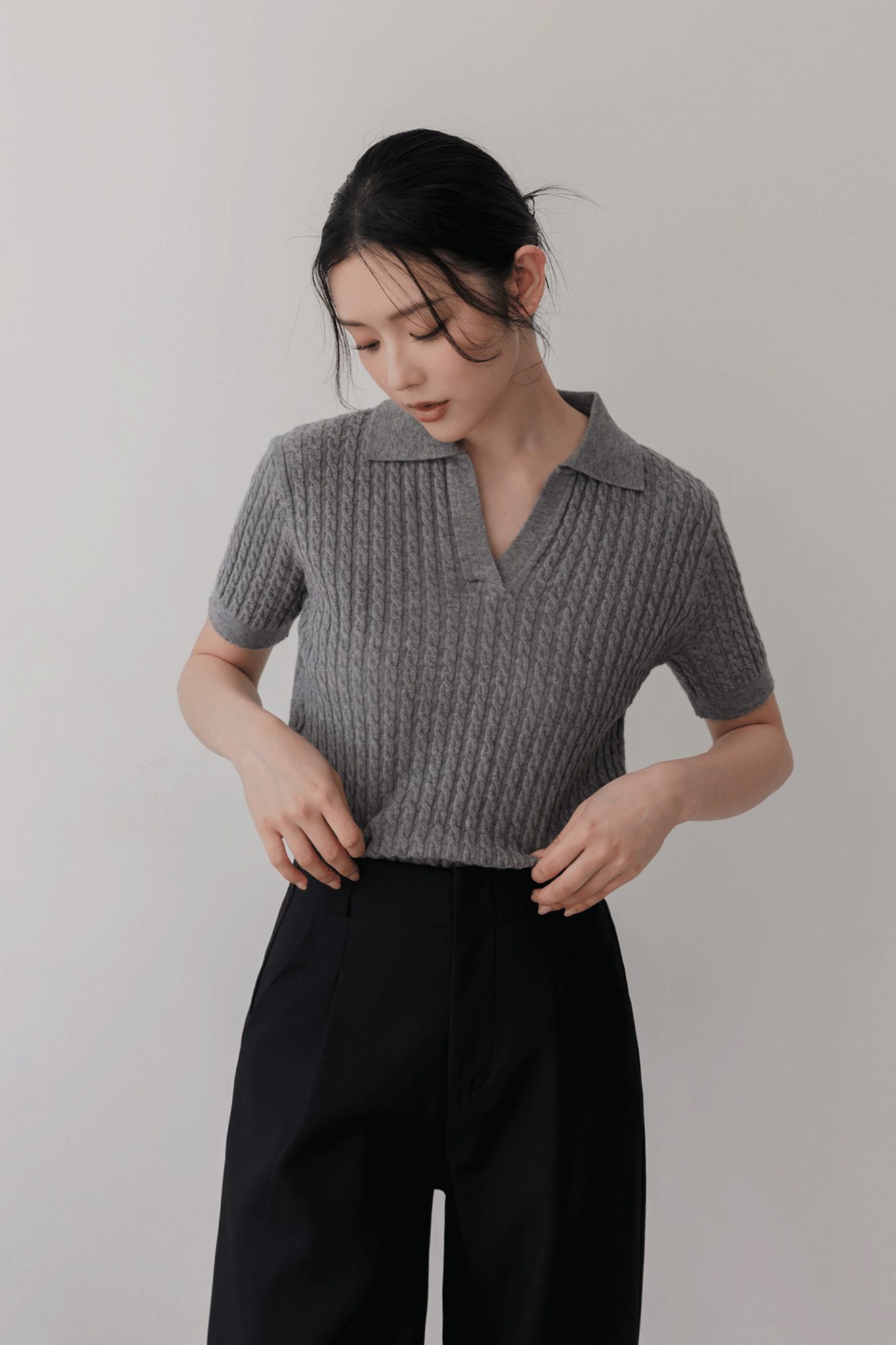 輕柔麻花V領細針織上衣