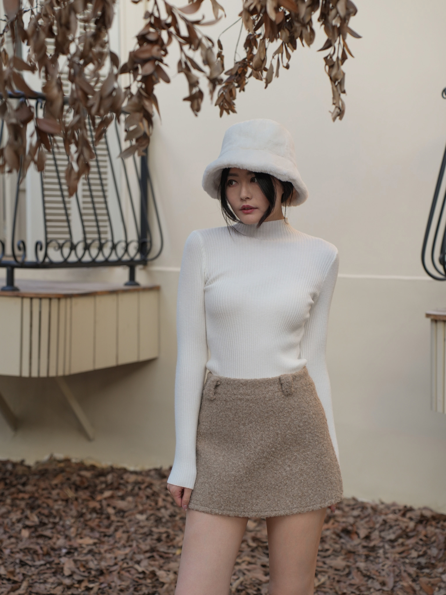 微高領坑條針織上衣