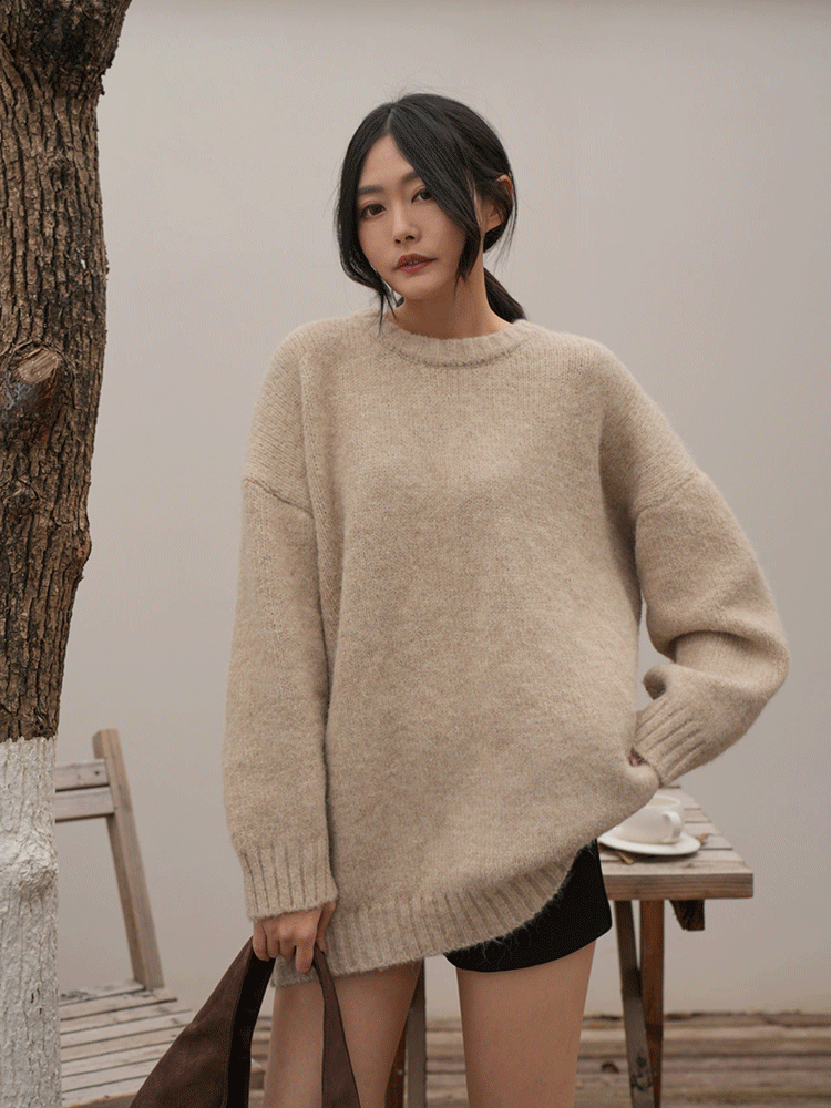 圓領寬鬆混紗毛衣
