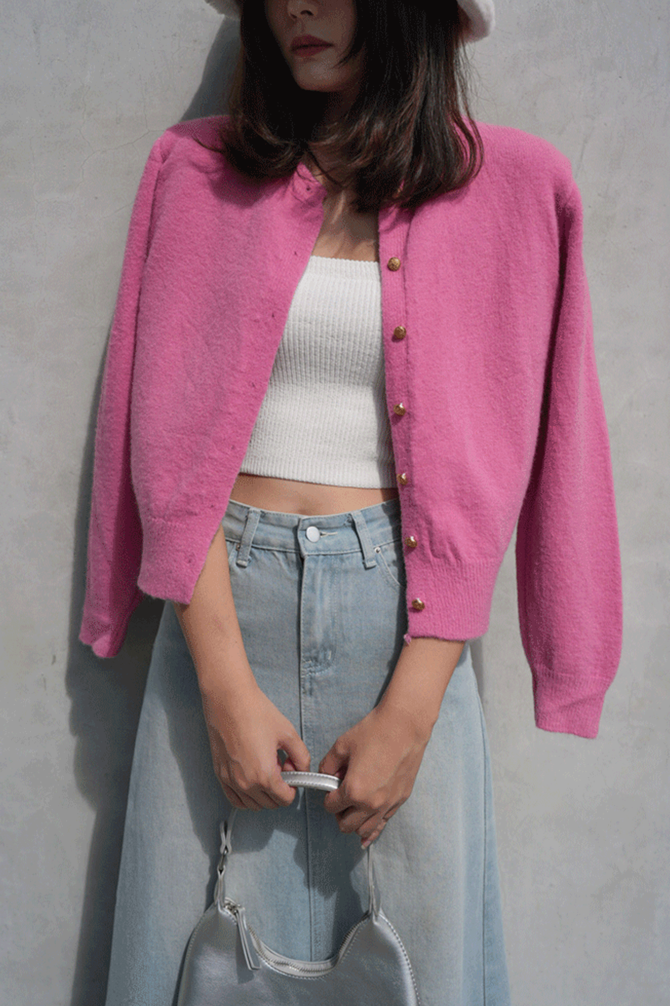 質感金釦圓領針織外套