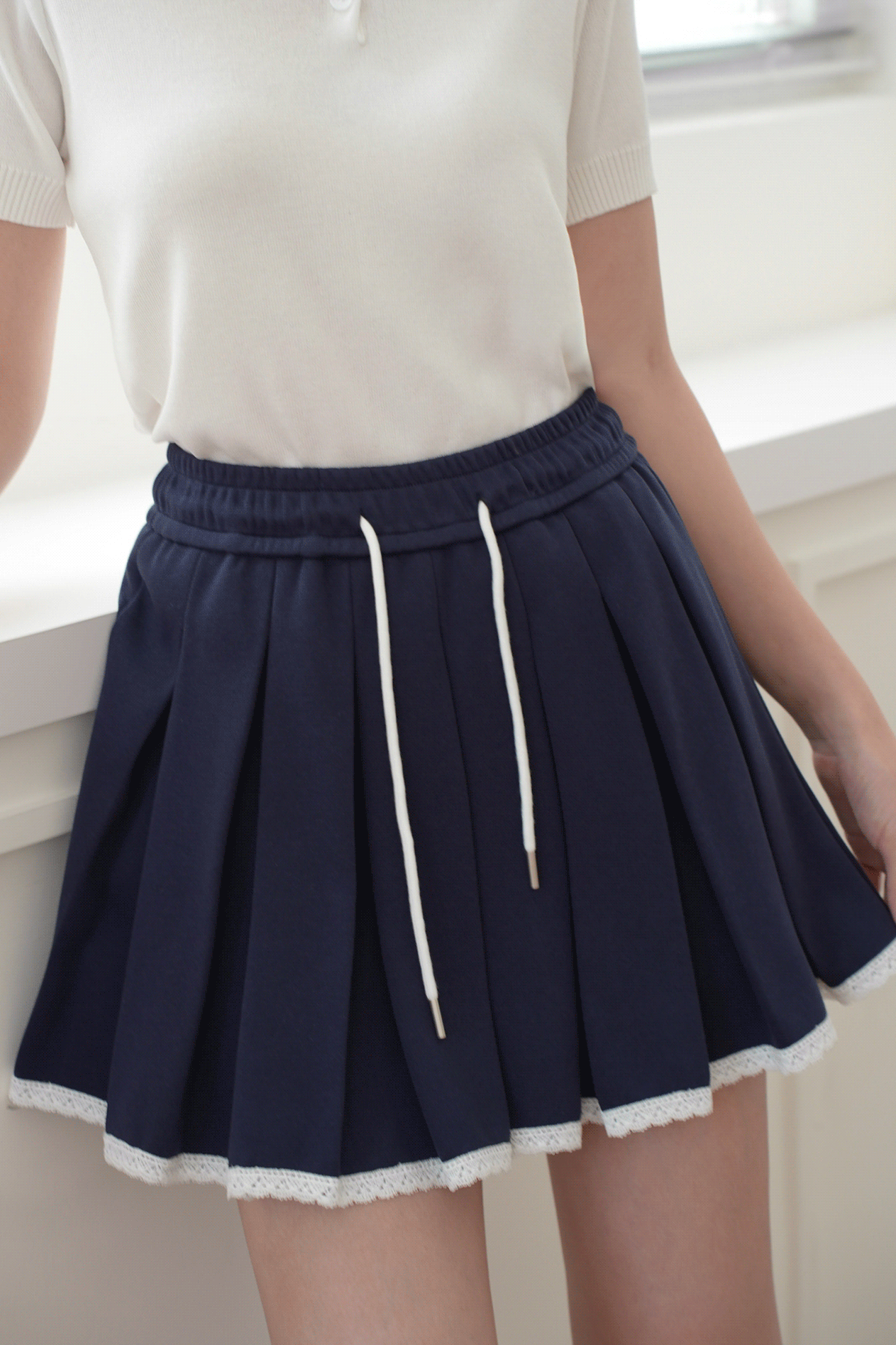 滾邊蕾絲棉質百褶短裙