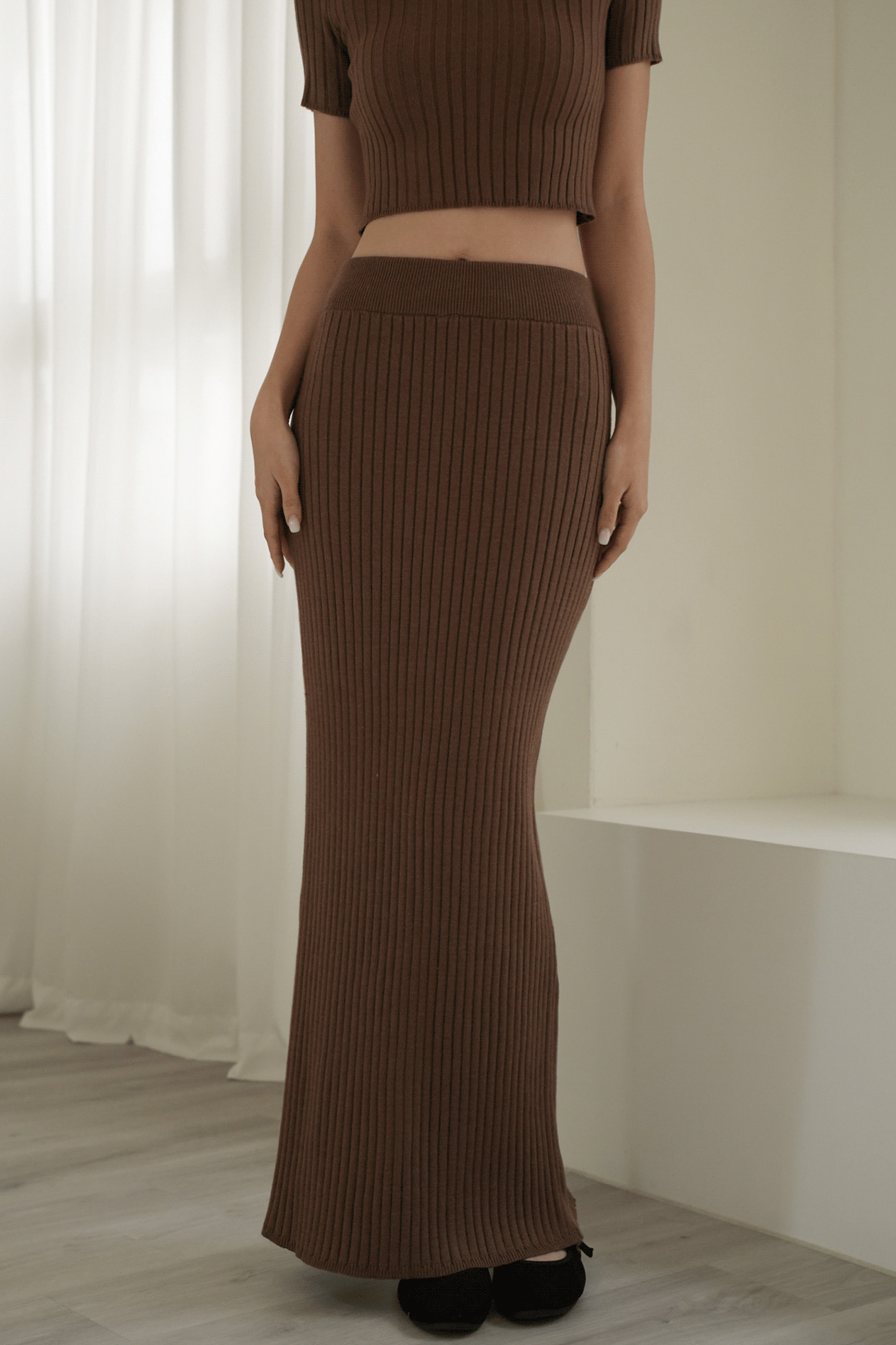 輕柔坑條針織直筒長裙