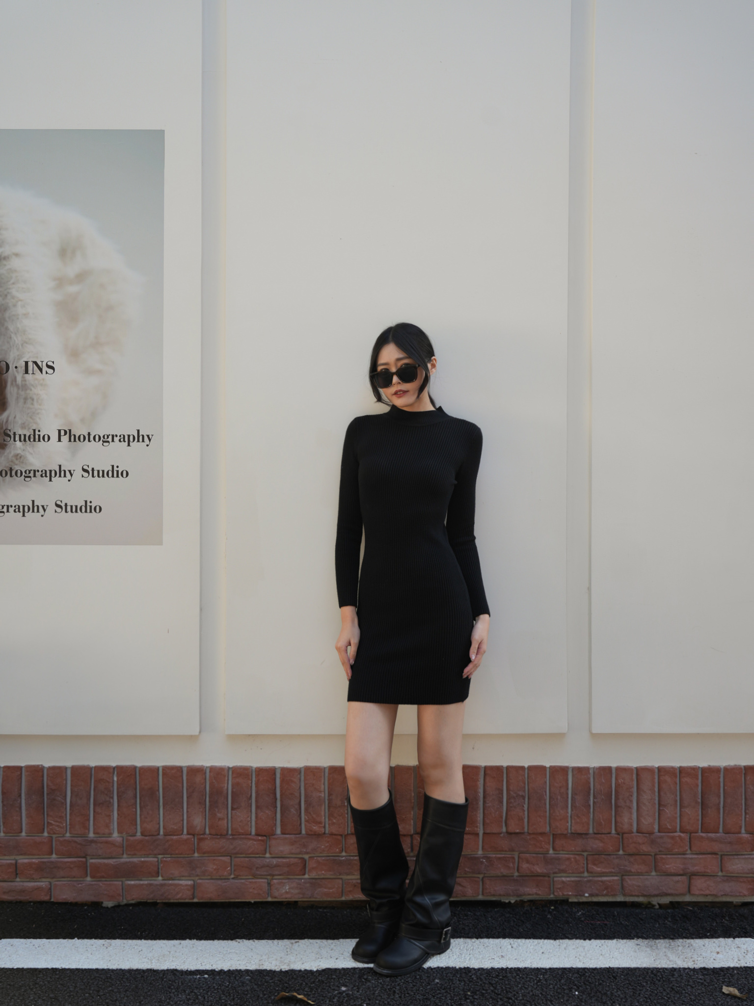 微高領坑條針織短洋裝