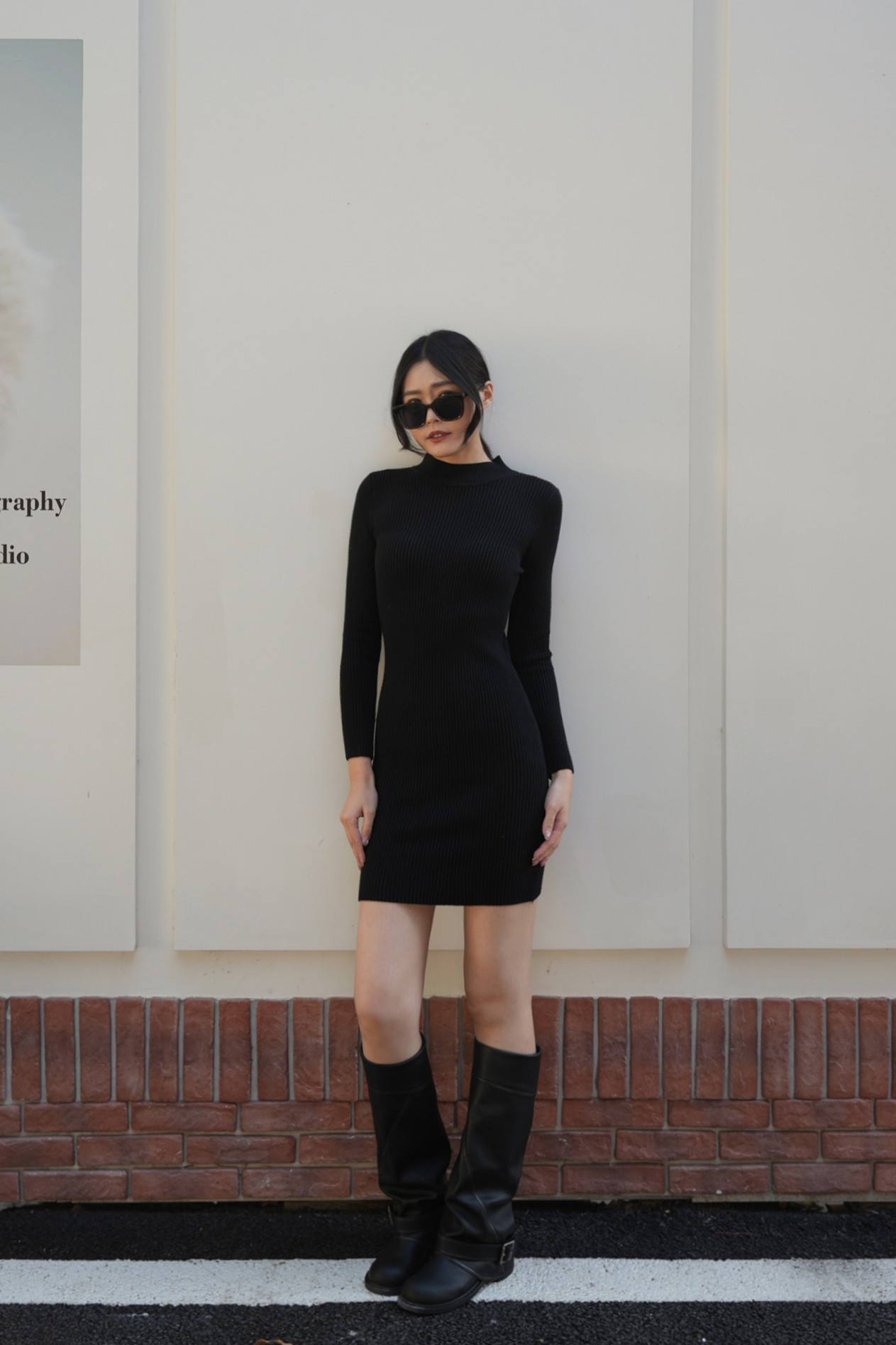 微高領坑條針織短洋裝