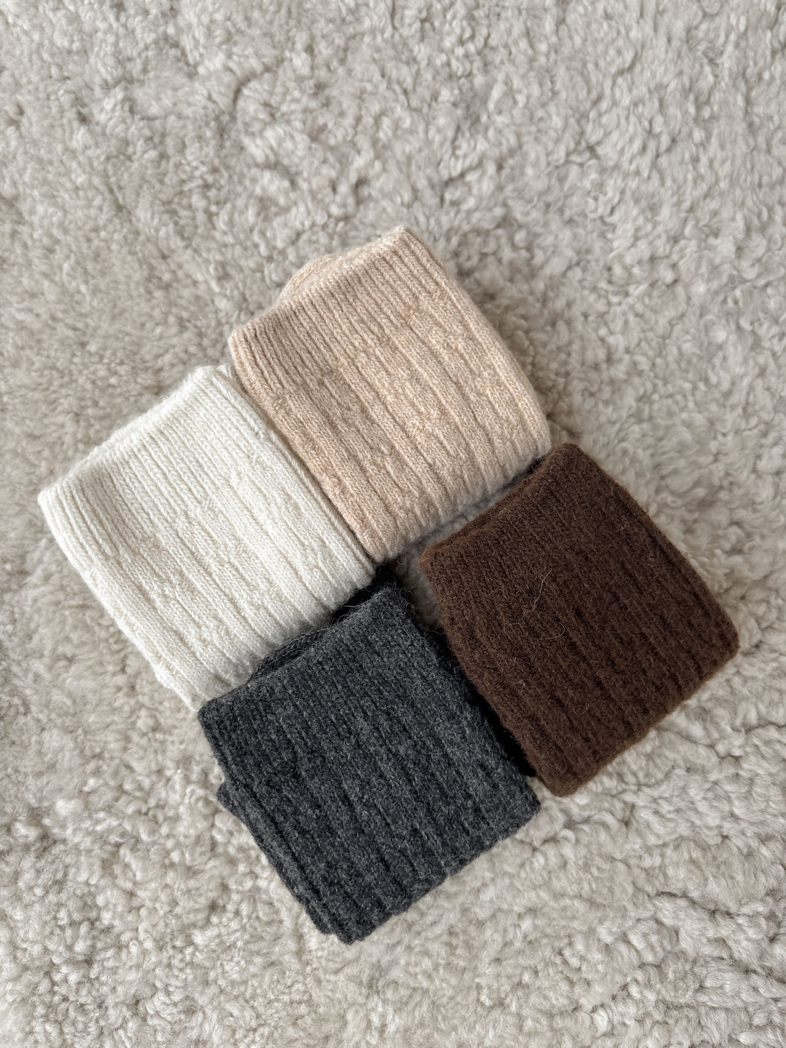 韓國麻花羊毛中筒襪